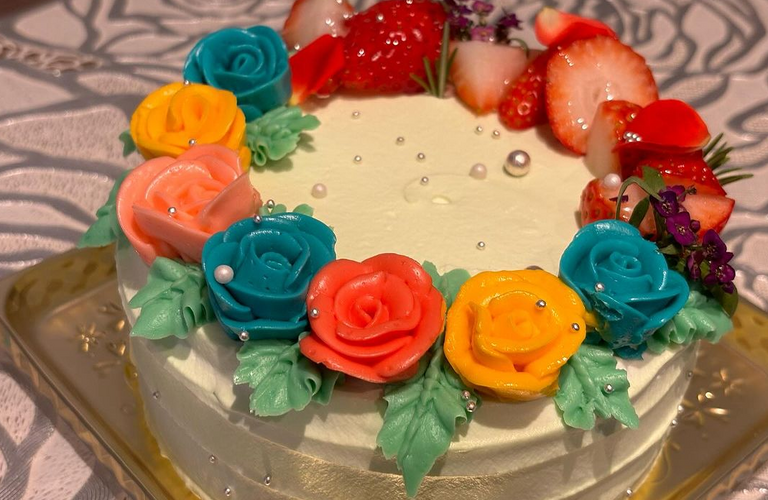 薔薇の誕生日ケーキを承ります | 群馬県前橋市でケーキならRoseraie